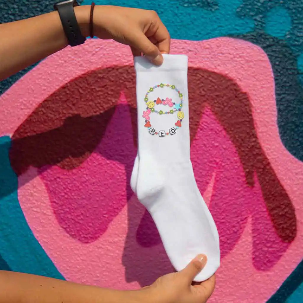 The perfect socks to share with you besties! Fun friendship bracelet design printed on the side of the socks